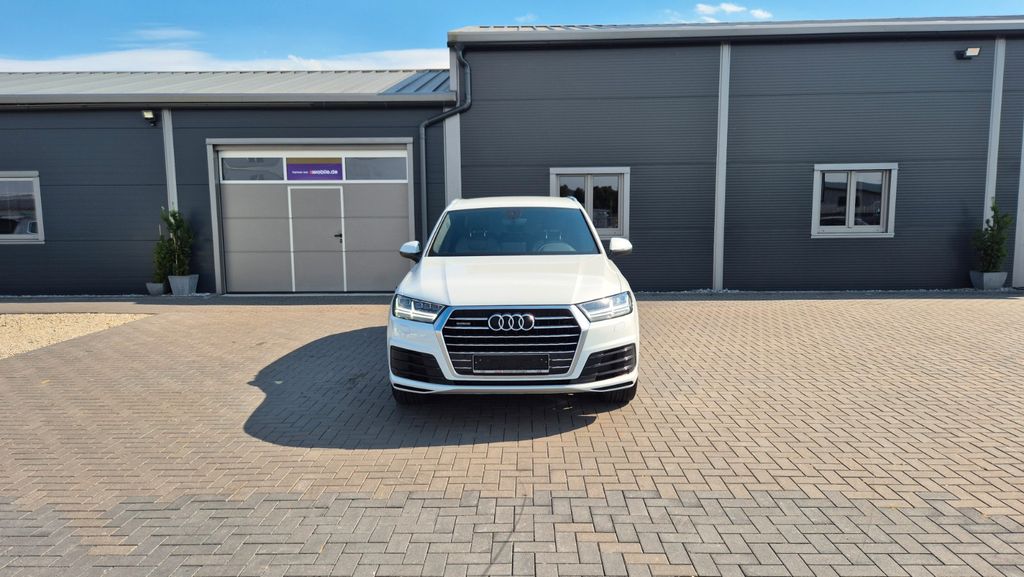Image of Audi Q7