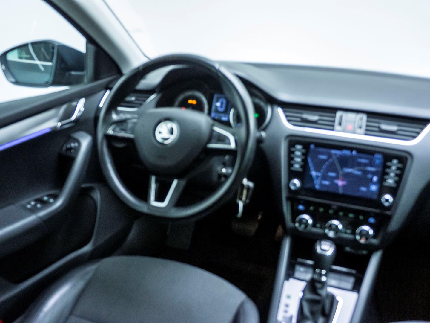 Skoda Octavia Style AUTOMATIK WINTERPAKET NAVI  (GW91)
