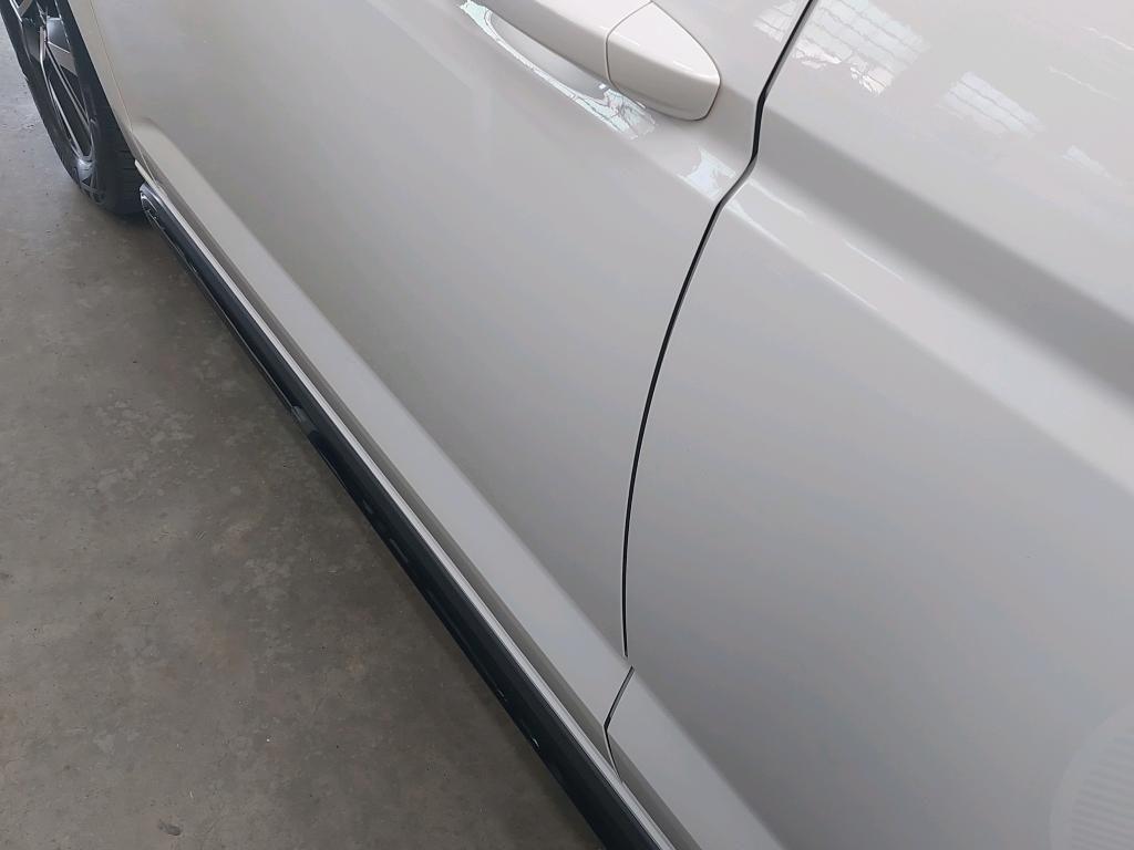 Volkswagen Touran Highline 1.5 TSI 110kW 7-Gang DSG 4 Türen, миниатюра 25