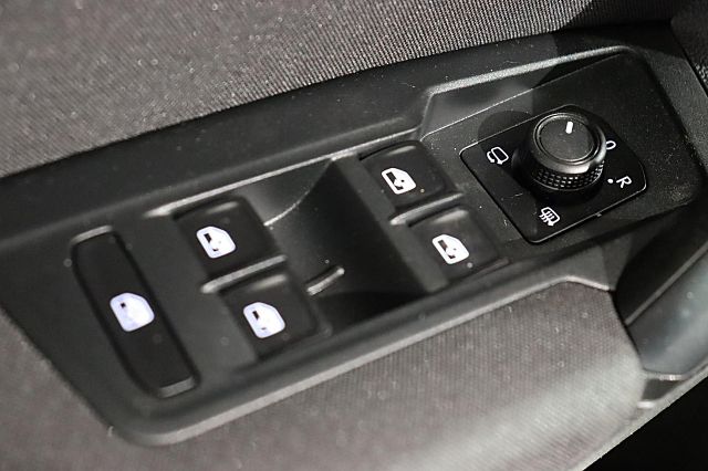 Tiguan 1.5 TSI Comfortline ACC LED AHK SHZ PDC