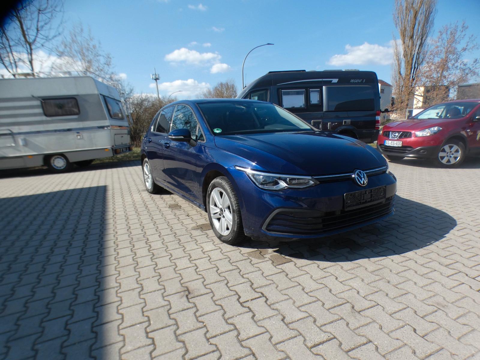 Volkswagen Golf VIII Lim. Life 1.5TSI Navi SHZ LED Kamera