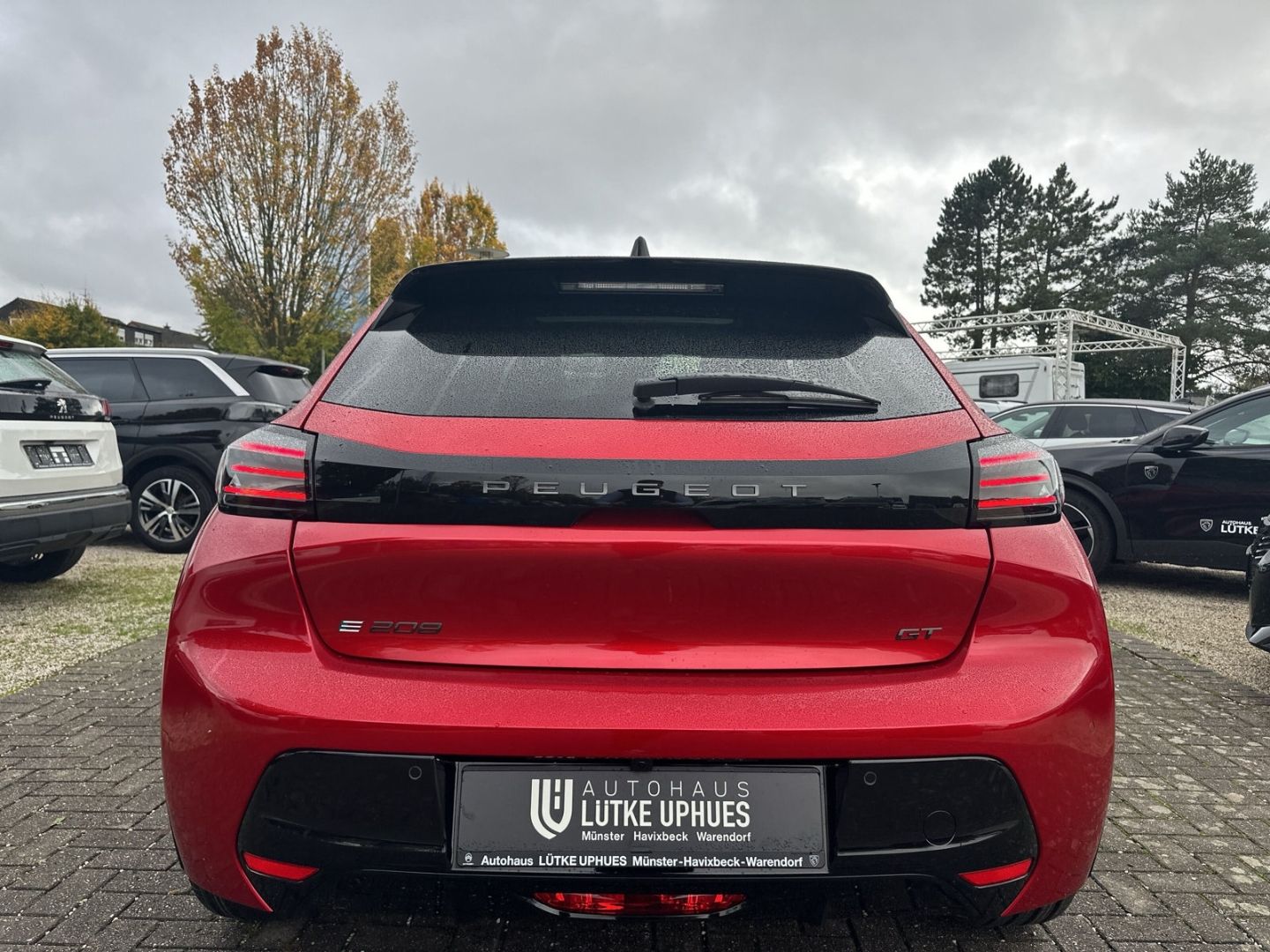 Fahrzeugabbildung Peugeot 208 GT Elektro 156 Panorama Navi 360 Kamera ACC