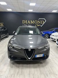 Alfa-Romeo Stelvio - 11