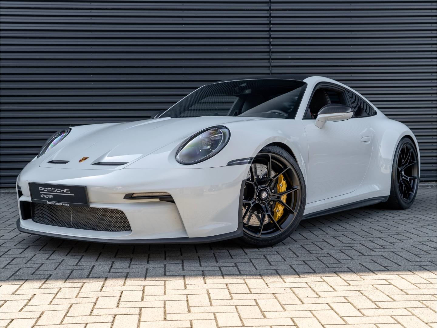 Porsche 992 GT3 mit Touring-Paket  erst 4600 km