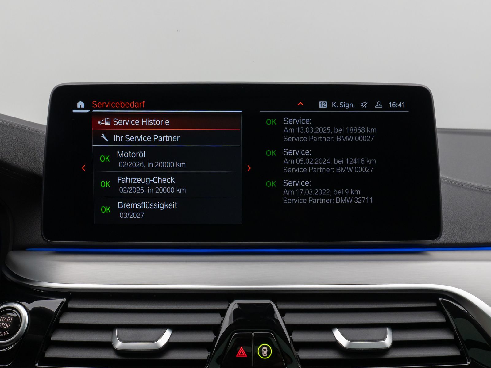 Fahrzeugabbildung BMW 540i xD LuxuryLine Panorama Laser Kamera SoftCL