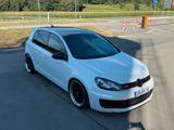 Volkswagen Golf 6 GTi Adidas Edition - Volkswagen Golf: GTI Adidas