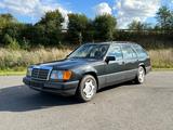 Mercedes-Benz 230 TE Sehr gepflegt - Mercedes-Benz 230: Te