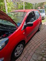 Renault Zwei Autos für den Preis von Einem - Renault Twingo Gebrauchtwagen in Kiel