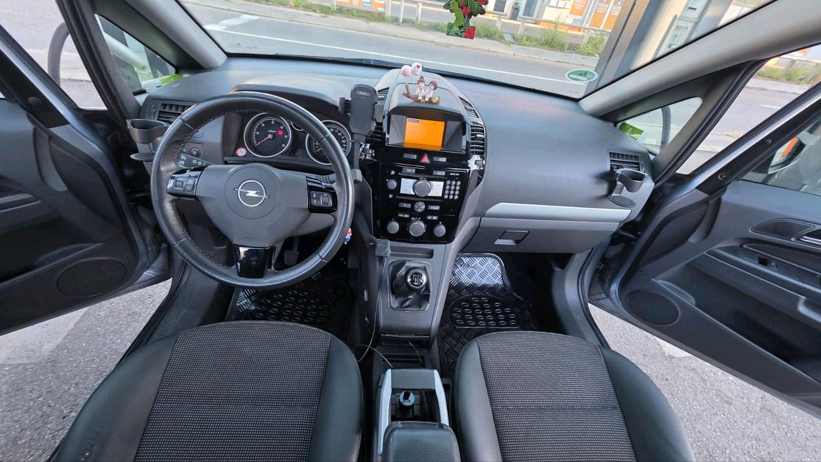 Opel Zafira