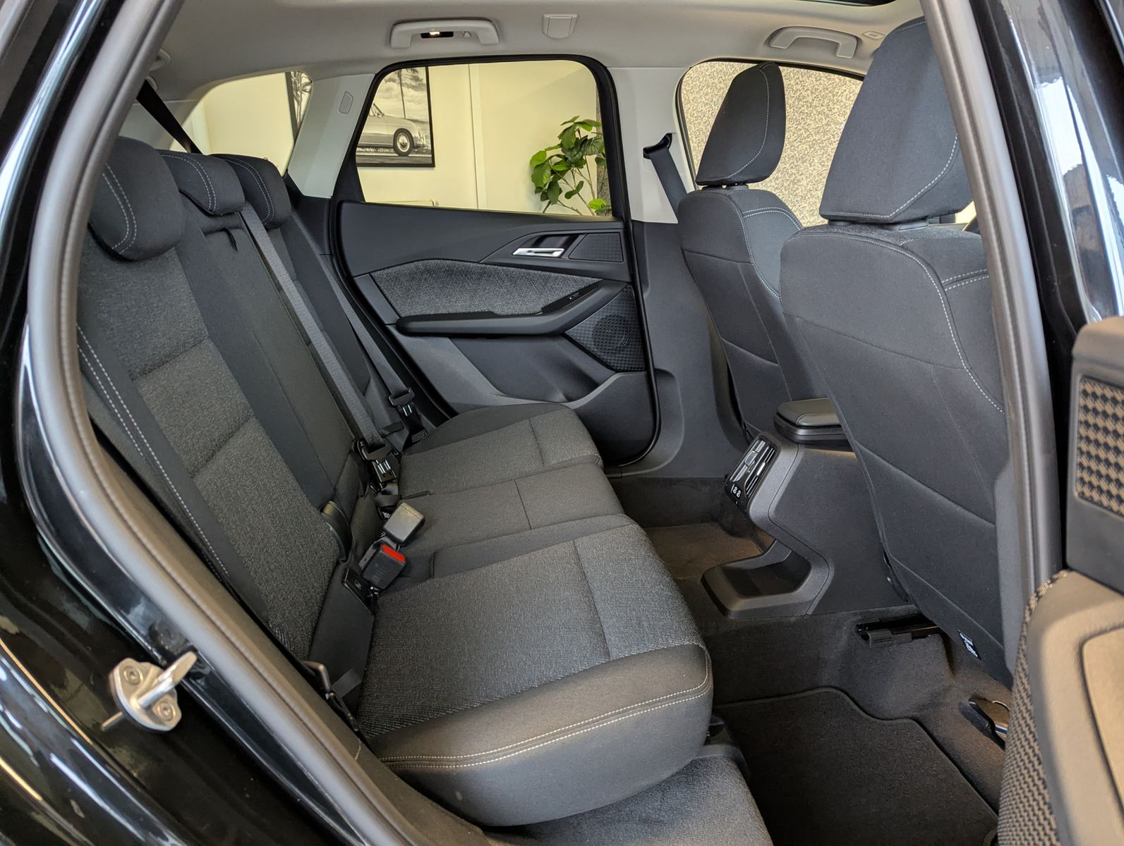 BMW 220 Active Tourer Aut AHK Pano Cam Travel-Paket - Image 16