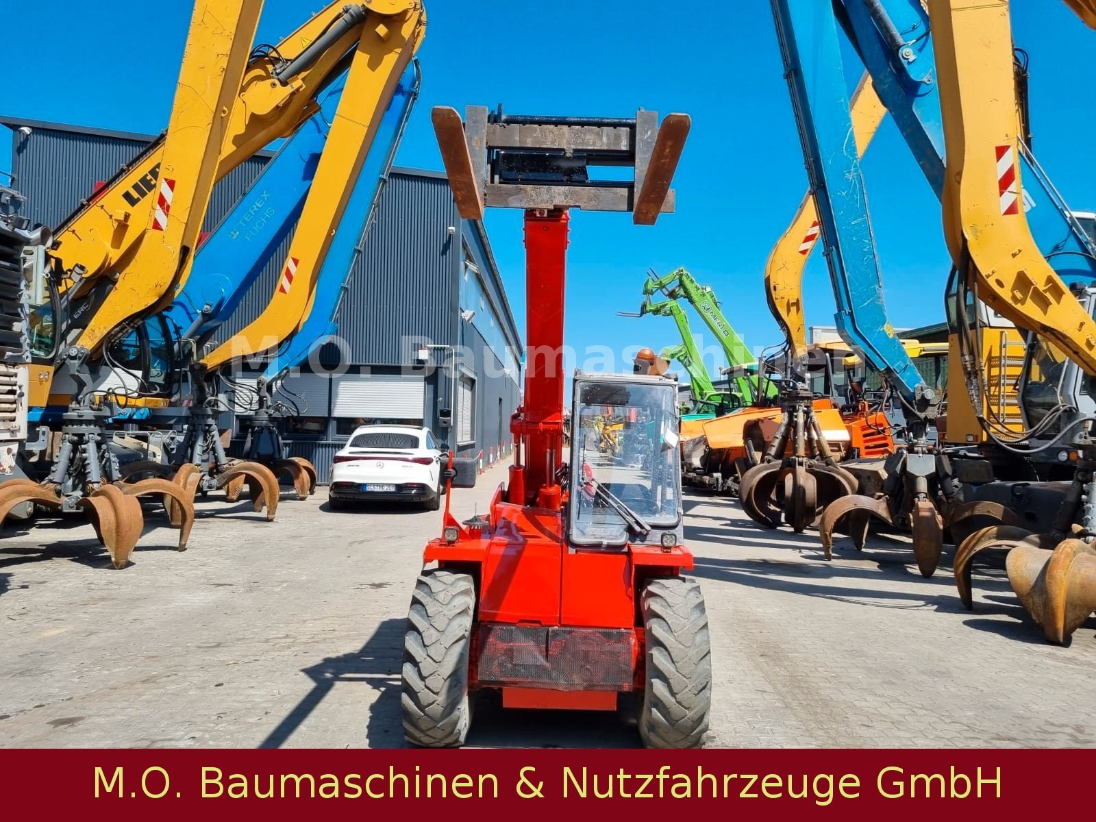Fahrzeugabbildung Manitou BT 420 / SW /Gabel / 2 t / 4m / 4x4 /