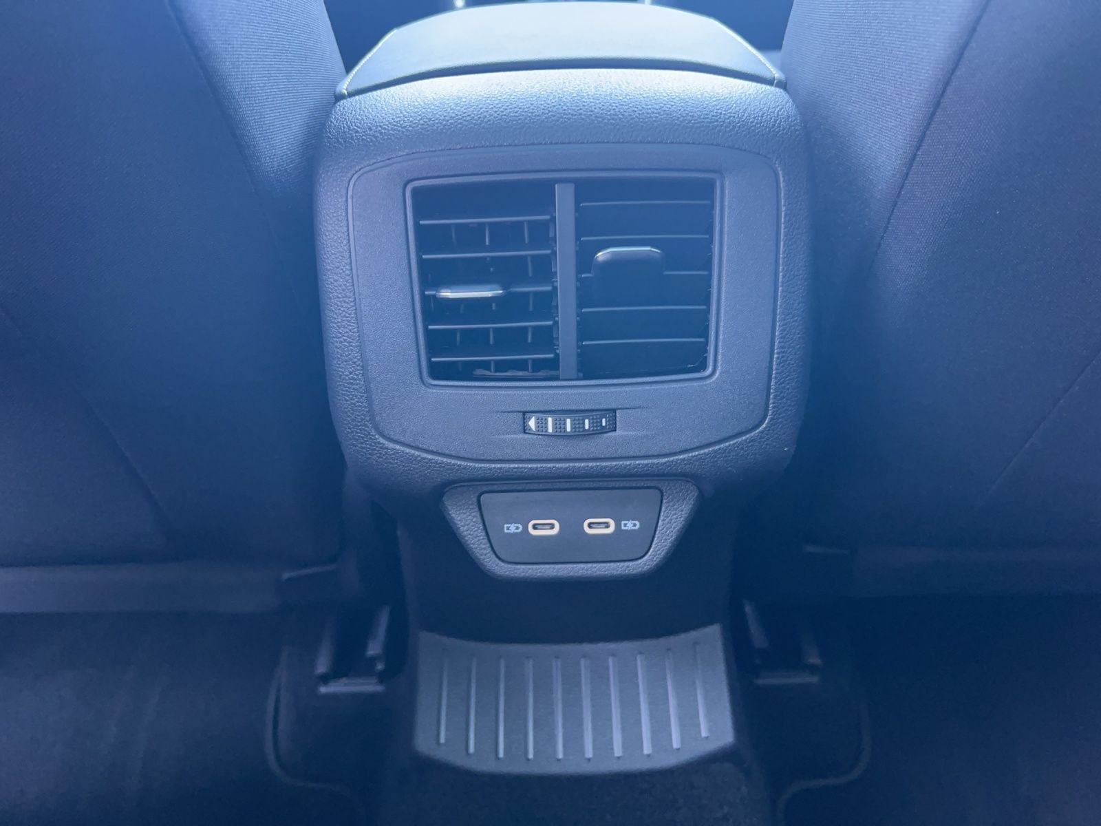 T-Roc Style 1.5 l TSI DSG Pano*Navi*ACC*IQ-Light