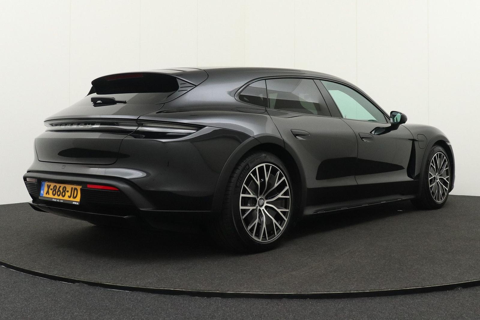 Porsche Taycan Cross Turismo 4 93 kWh Warmtepomp 5.P Pan