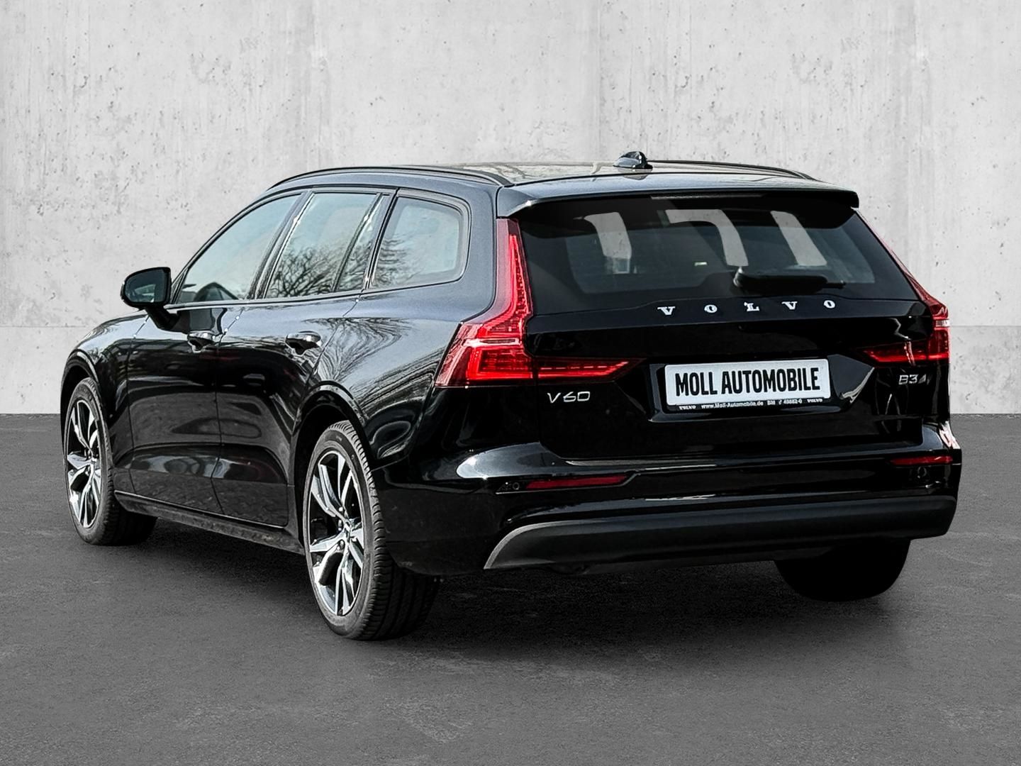 Volvo V60 Kombi Essential B3 Benzin EU6d Digitales Coc imagem 2