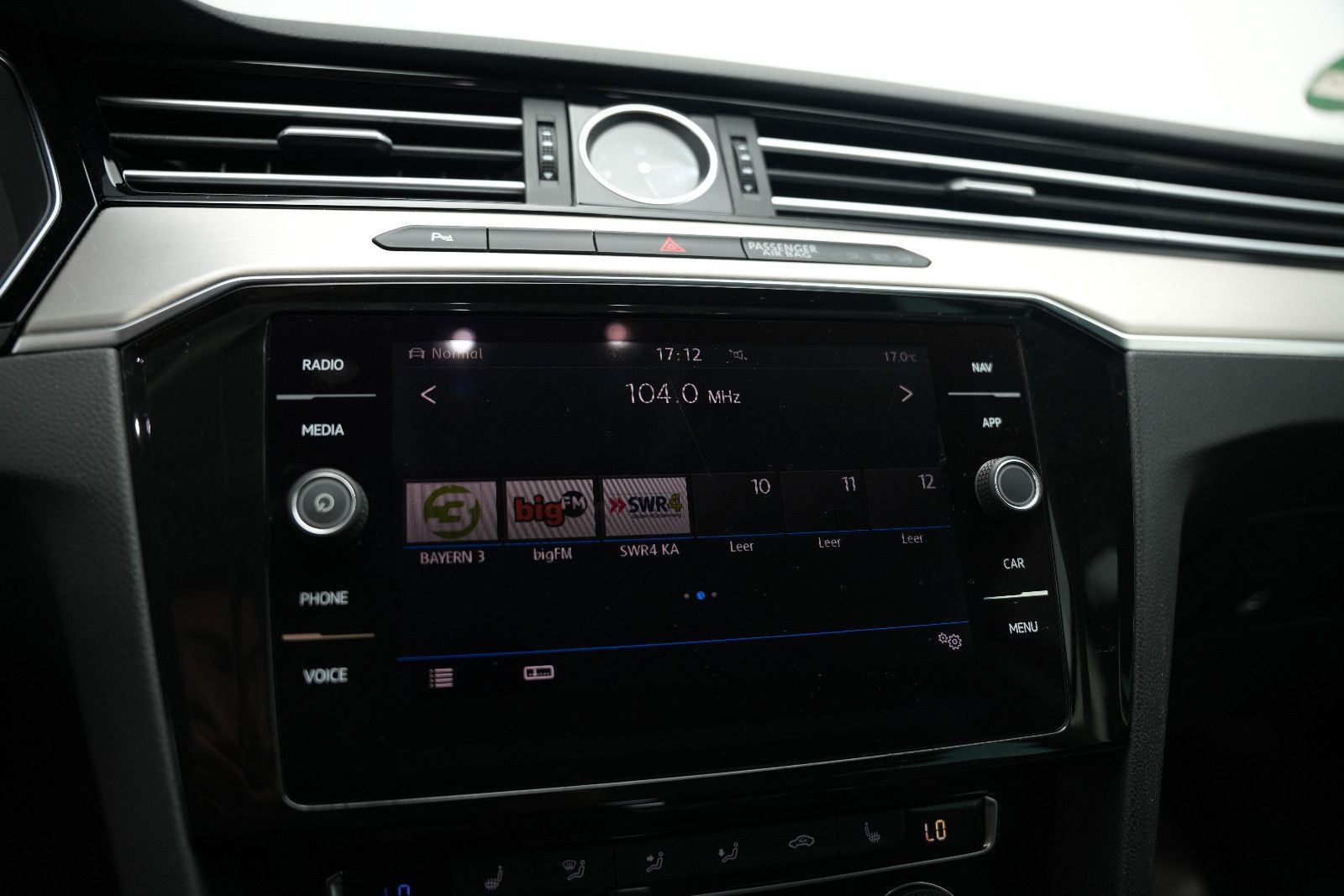 Fahrzeugabbildung Volkswagen Passat Highline *Virtual*Kamera*Start-Stopp*SHZ*