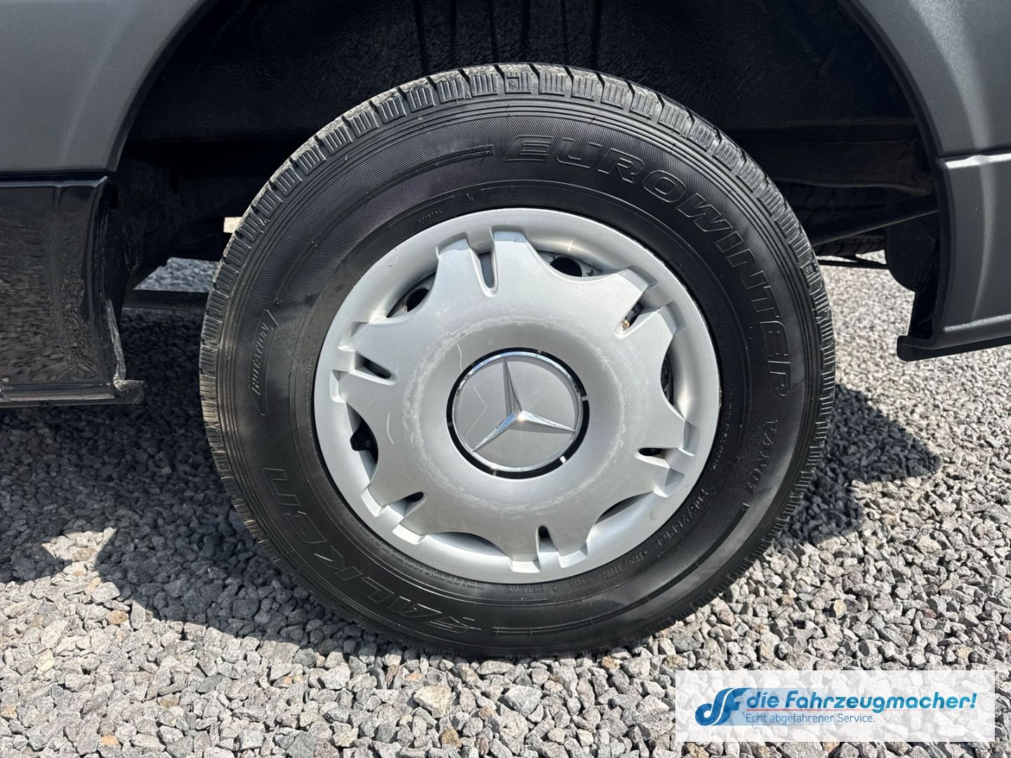 Fahrzeugabbildung Mercedes-Benz Sprinter II Kasten 211 CDI AHK el.SP Spieg. behe