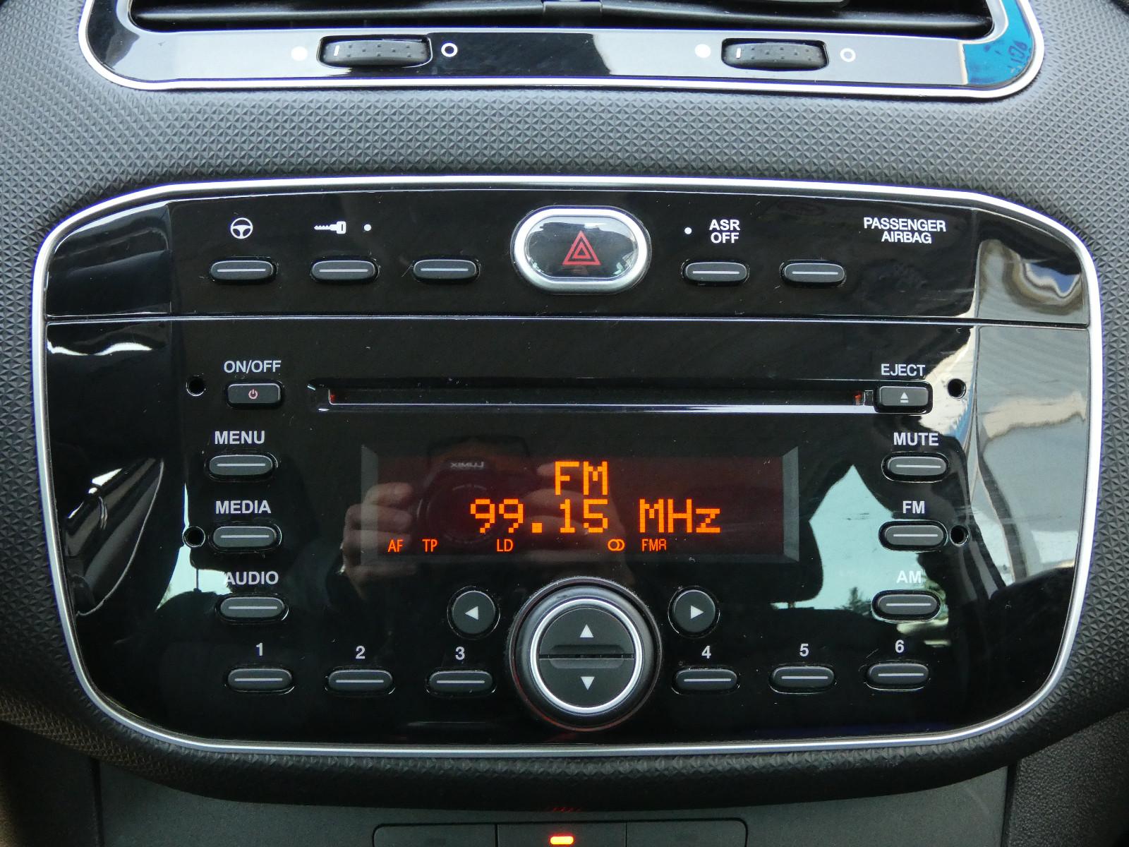 Fiat Punto *2HAND*PDC*KLIMA*ALU*5-TÜR-TÜV 3/28