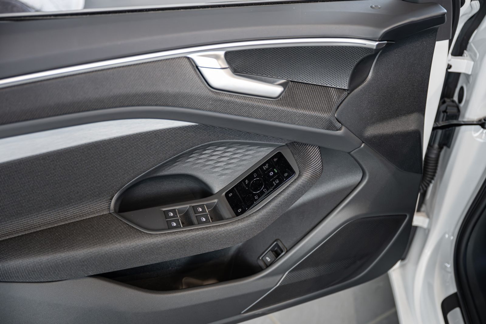 Audi A6 - Bild 23