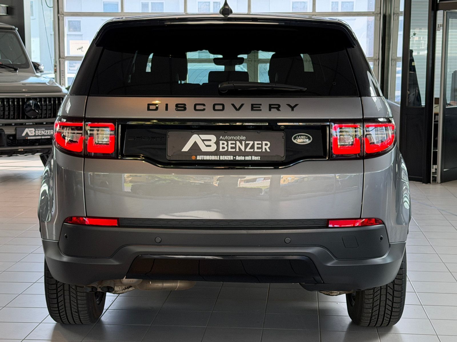 Fahrzeugabbildung Land Rover Discovery Sport AWD D200/360''KAM/LEDER/PANORAMA