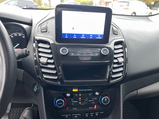 Fahrzeugabbildung Ford Tourneo Connect 1.5TDCi Grand Titanium S/S EcoBl