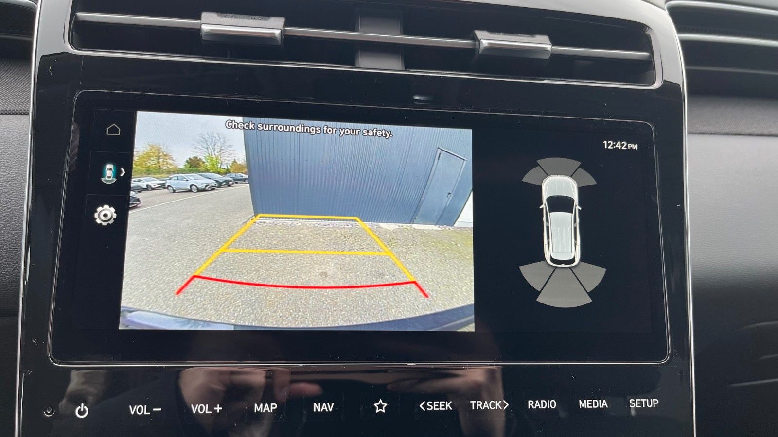 Fahrzeugabbildung Hyundai TUCSON Trend Plug-In Hybrid 4WD Panorama