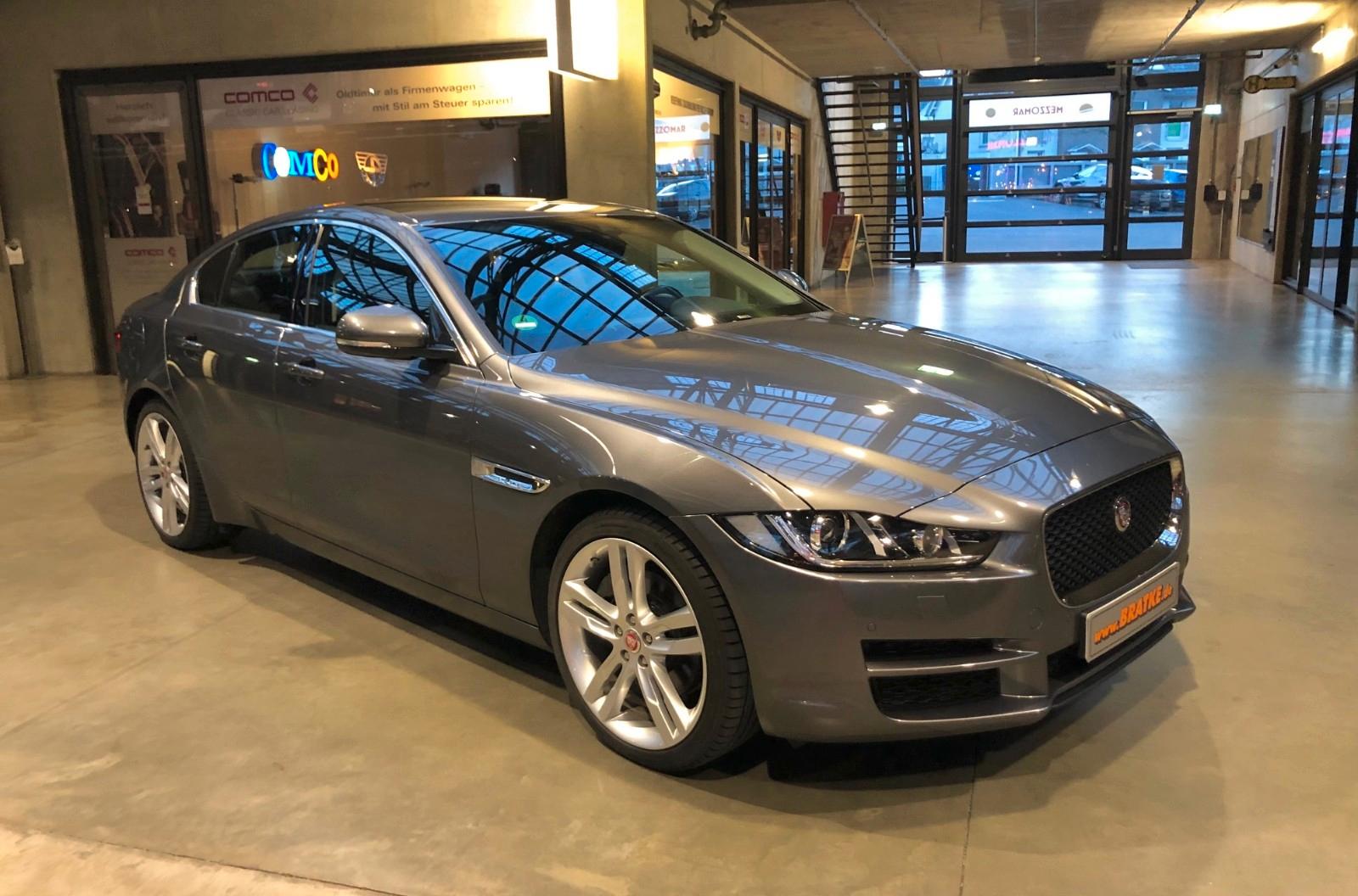 Jaguar Prestige 20t Benzin Leder Panoramadach 89tkm
