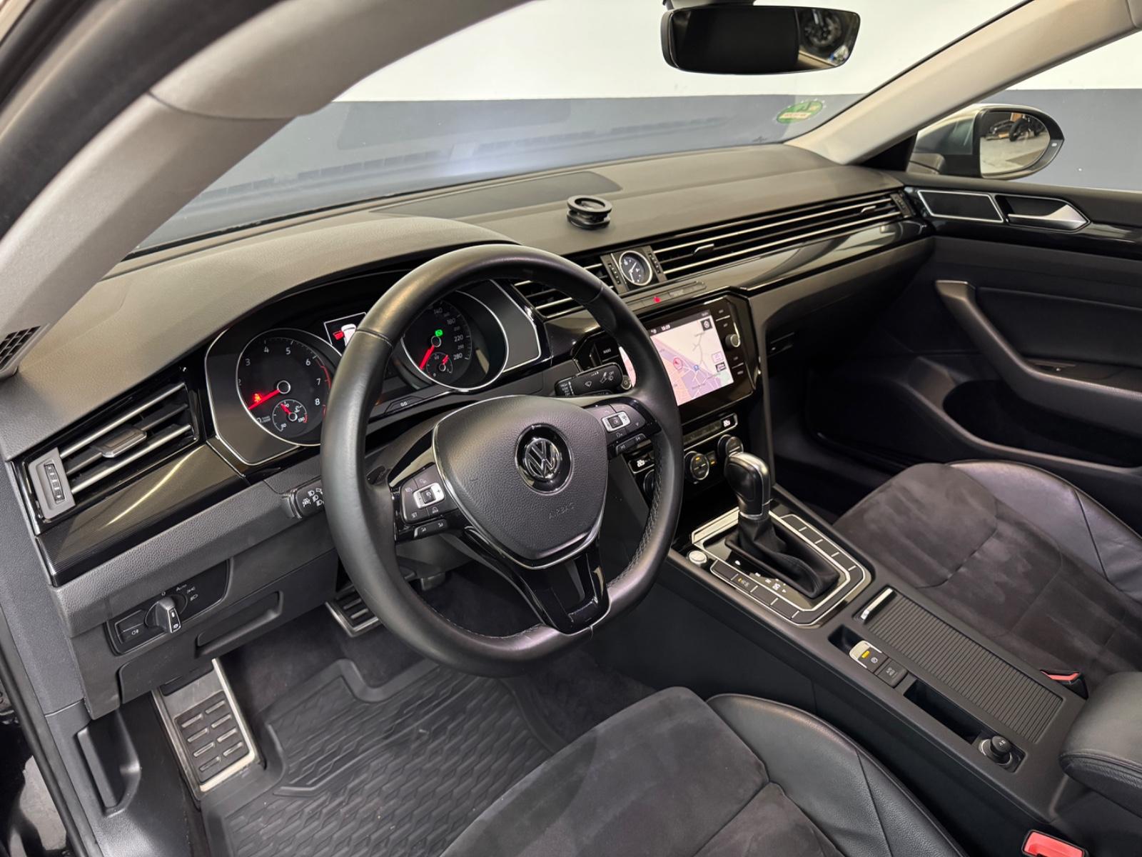 Volkswagen Arteon 2.0 TSI DSG/ACC/Massage/Spurhalte/LED