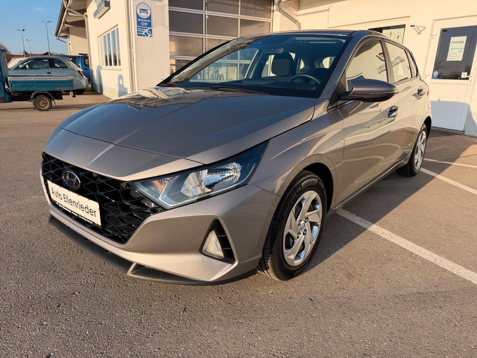 Hyundai i20 Select Kamera Sitzheizung Lenkradheizung