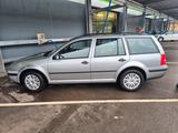 Volkswagen Golf 1.6 Auto Ocean Variant Ocean - Volkswagen Golf aus 2004: 1.6