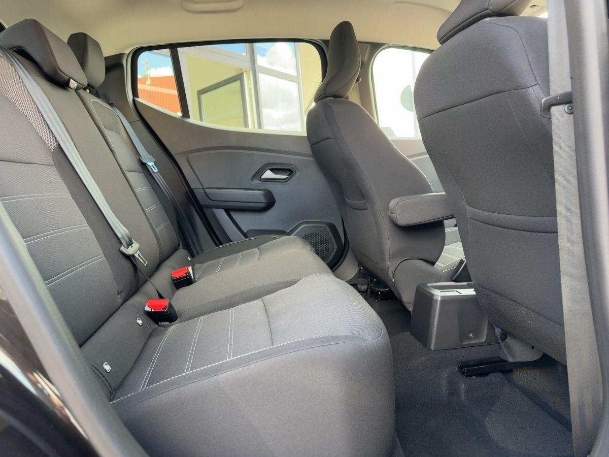 Fahrzeugabbildung Dacia Sandero Expression TCe 90 SHZ Klimaaut.