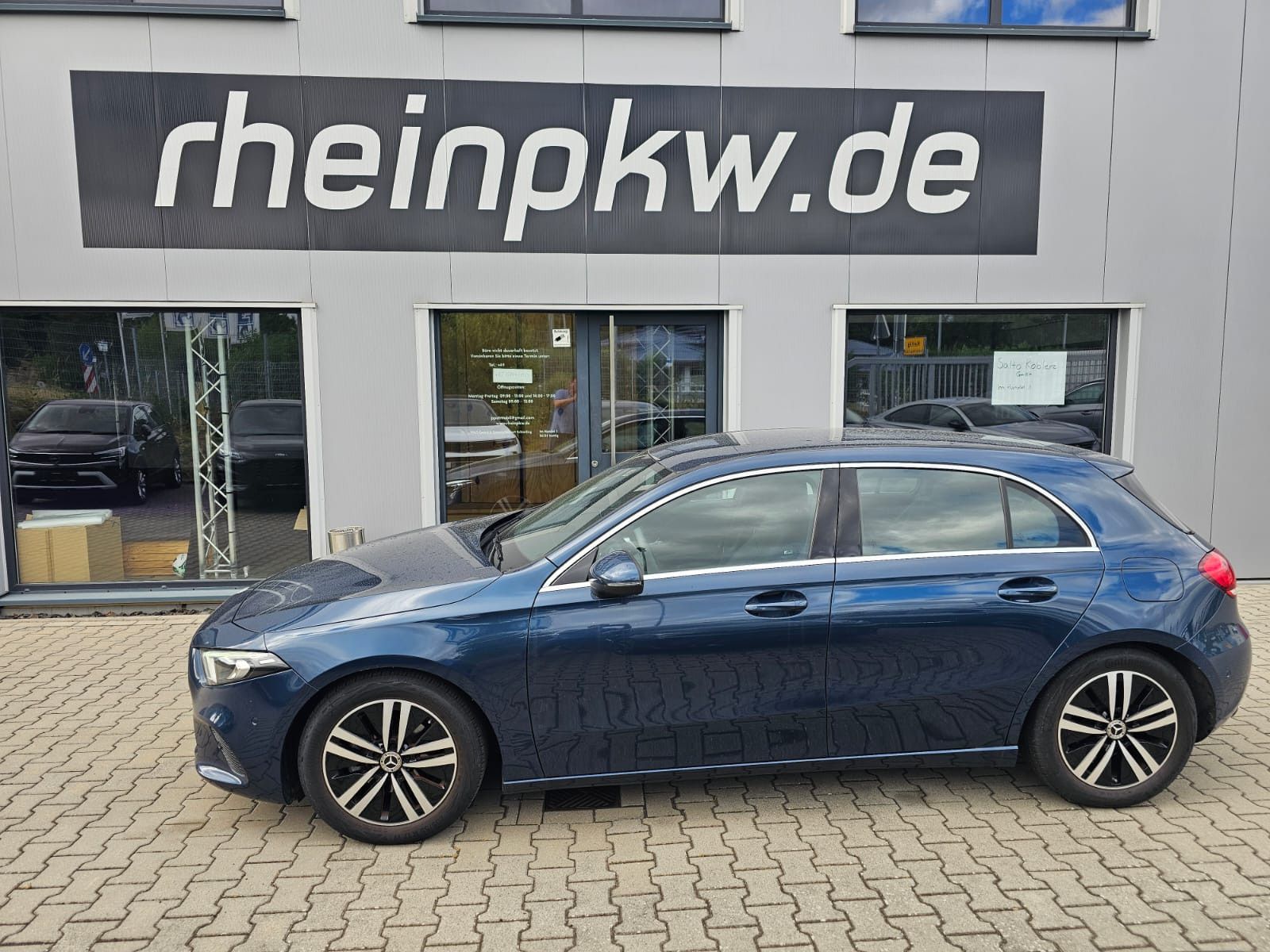 Mercedes-Benz A 180 PROGRESSIVE Rcam Keyless LED HIGT PERFORMA foto 2