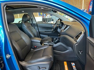 Hyundai Tucson Premium 4WD *Vollausstattung*1.Hand*