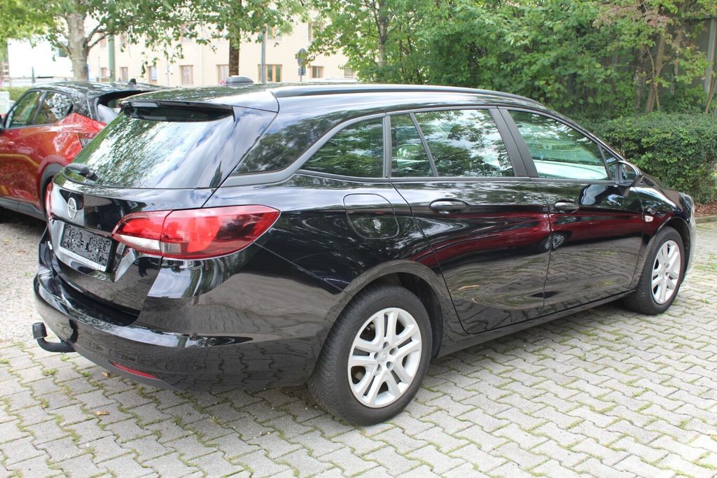 Image of Opel Astra