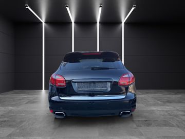 Porsche Cayenne - 7