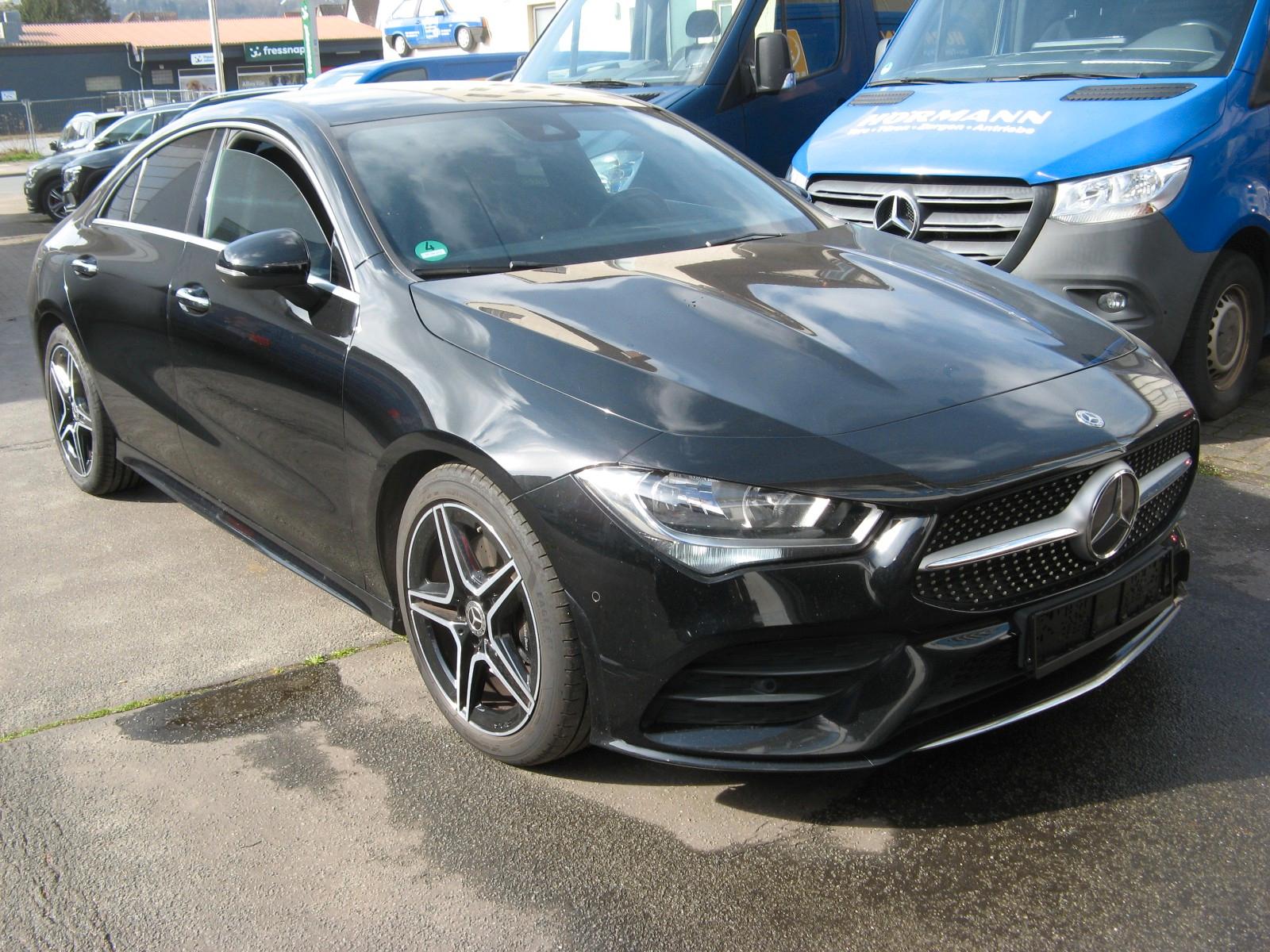 Mercedes-Benz CLA 200 d Lim. AMG Kamera Leder