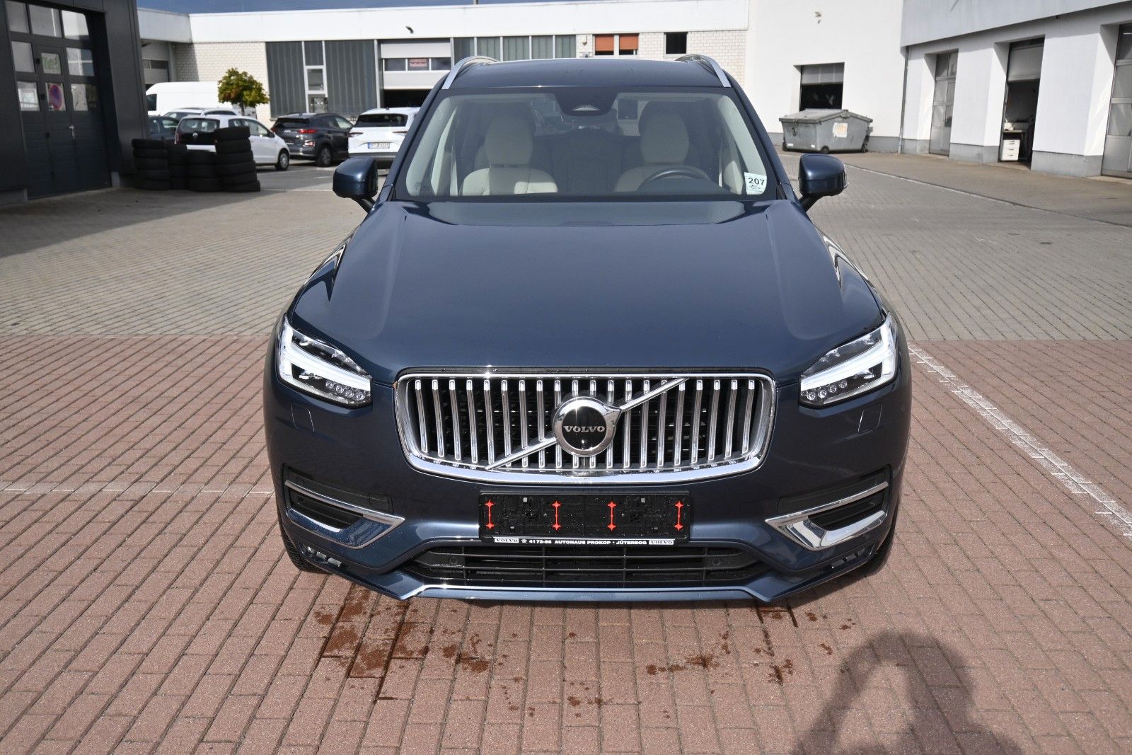 Fahrzeugabbildung Volvo XC90B5 D Plus Bright AWD*360°*Alarm*FSHZG*STHZG*