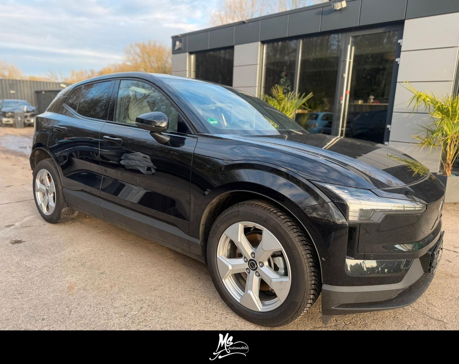 Volvo EX30 Ultra 2WD Pure Electric