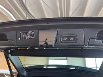 MYAUTOCENTER – Gebraucht- und Jahreswagen mit Werkstattservice in Pfaffenhofen Volvo XC 60 *Inscription*AHK*LED*Kamera*