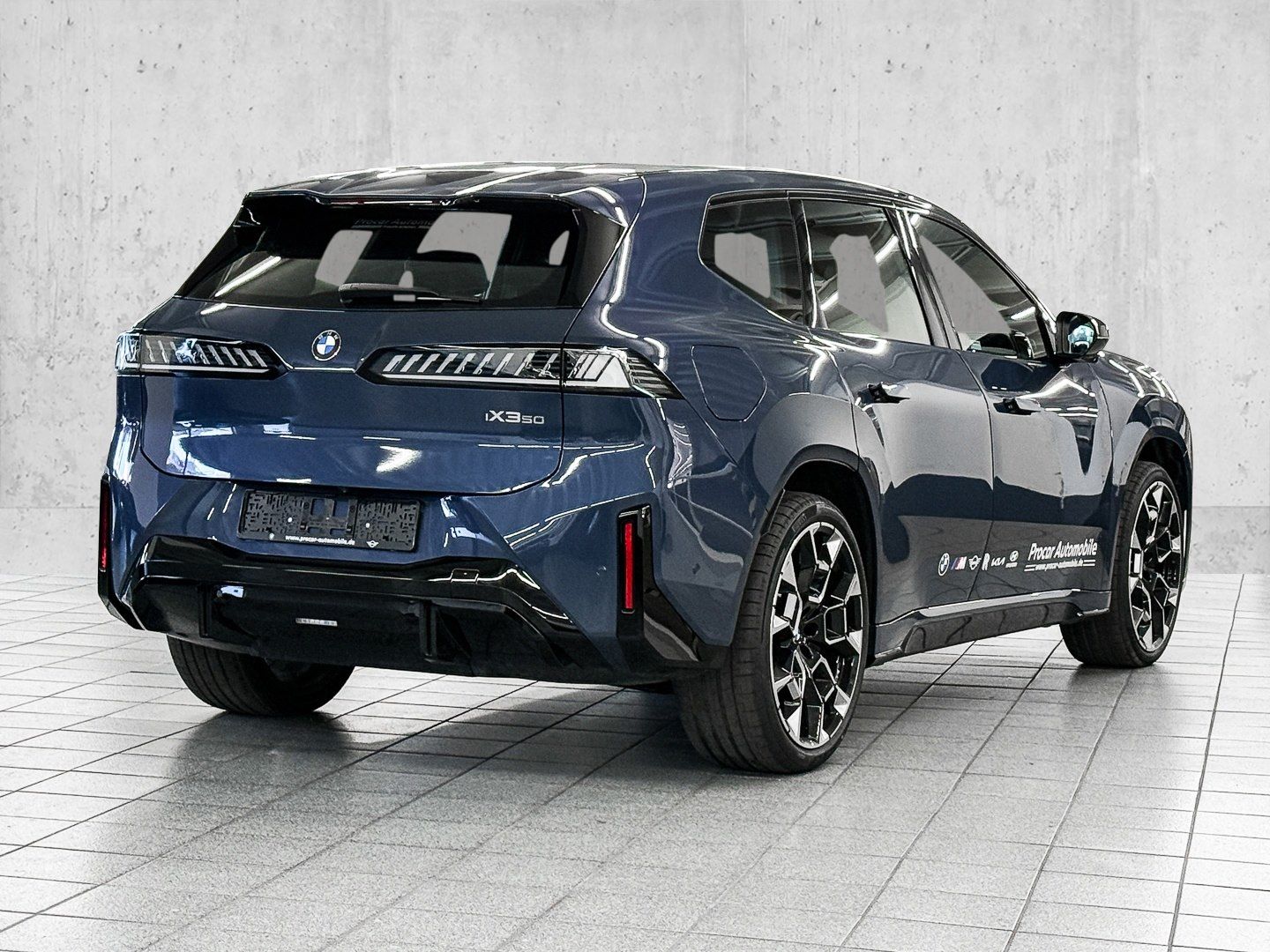 BMW iX3 - Bild 2