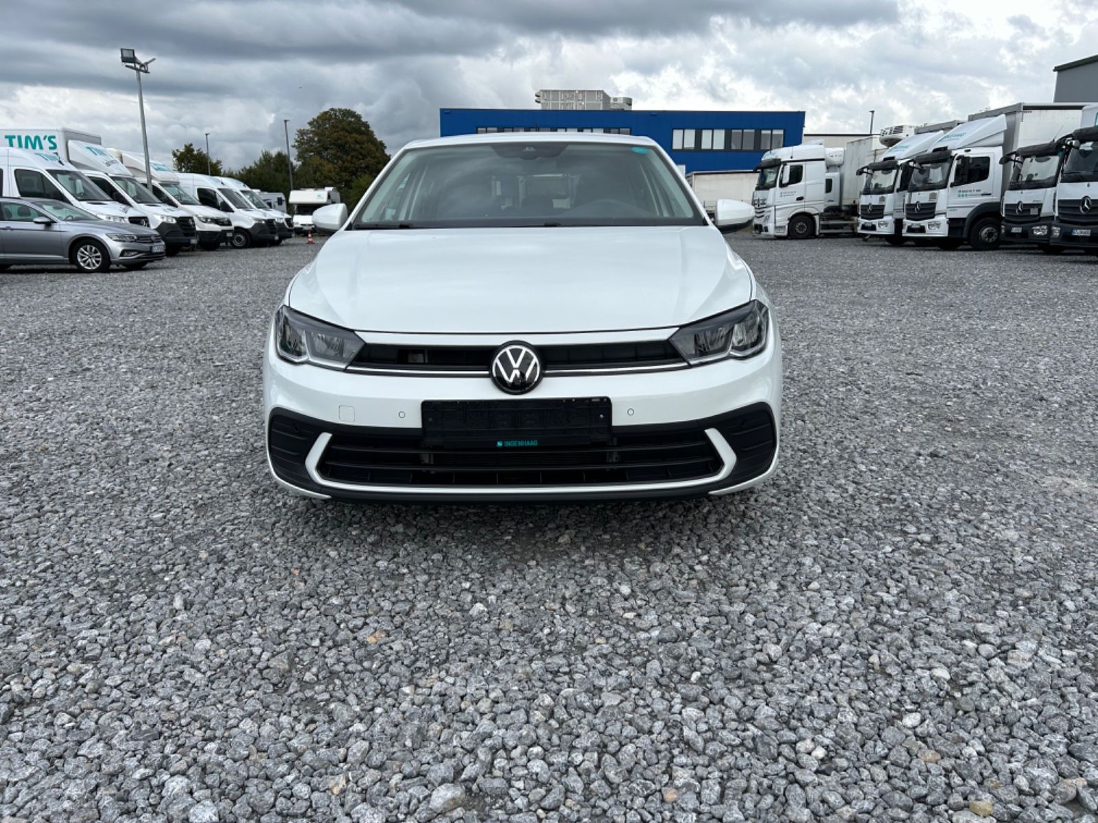 Fahrzeugabbildung Volkswagen Polo VI Move SHZ RFK Garantie