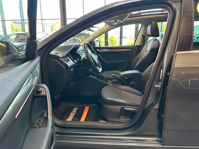 Skoda Octavia Combi *PANO*ACC*NAVI*LED*2-ZONEN*