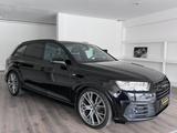 Audi Q7 3.0 TDI quattro S LINE - Audi Q7 in Kassel