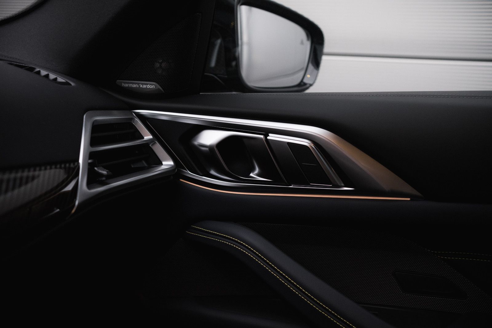 Fahrzeugabbildung BMW M4 Coupe CS "VR 46" - Sonderleder-Keramikbremse