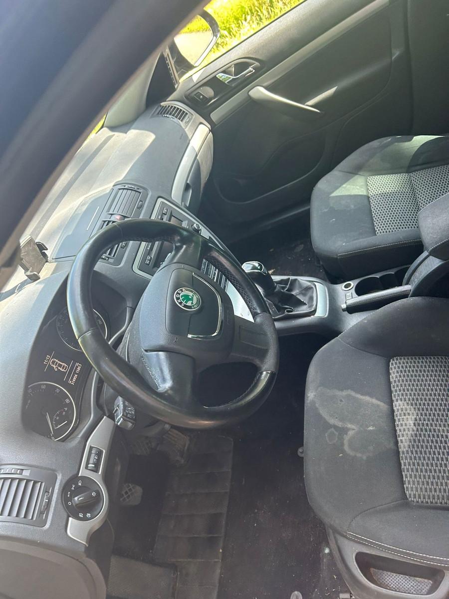 Skoda Octavia 2011 — photo 11