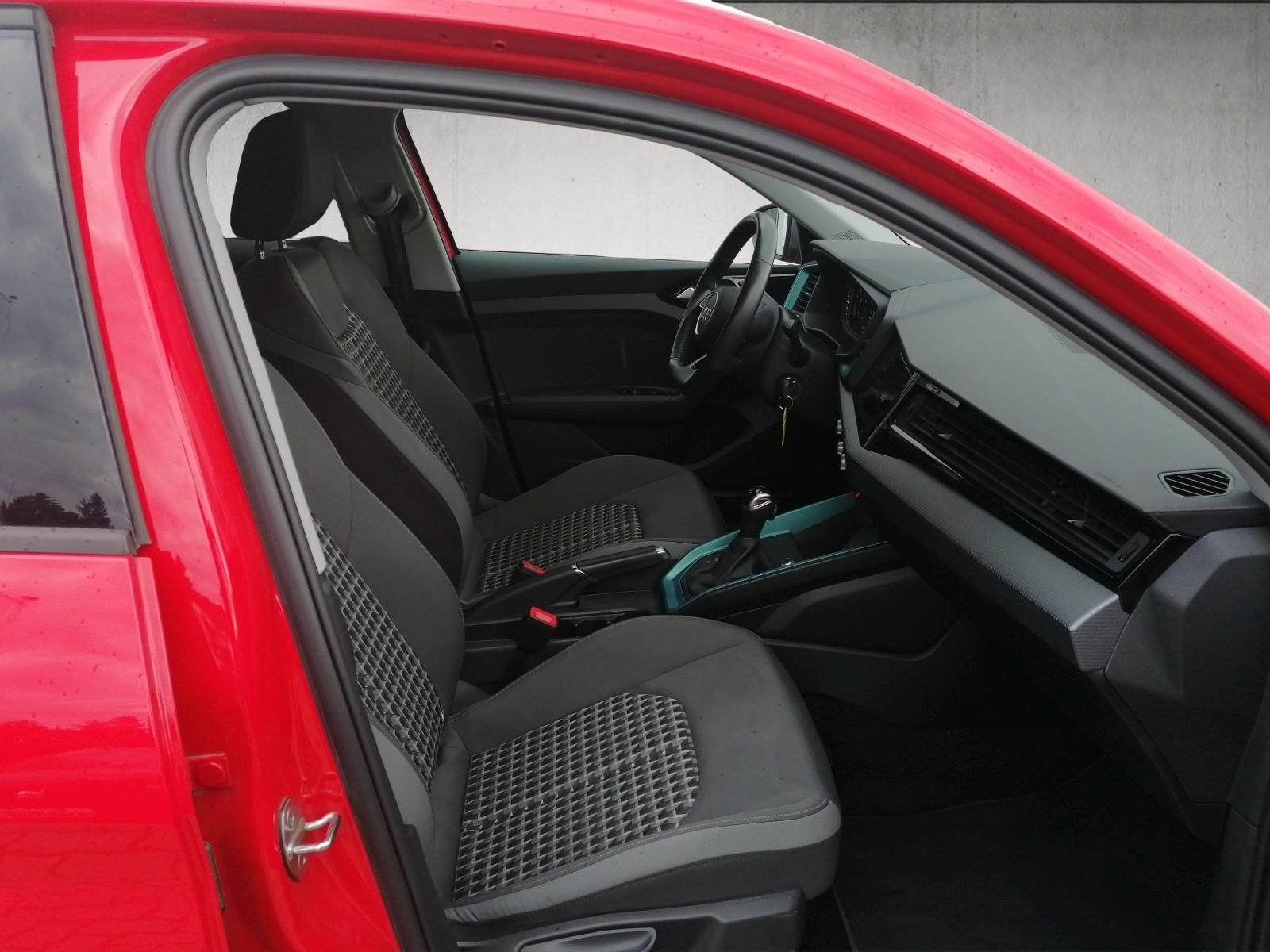 Audi A1 Sportback 40 TFSI S line, миниатюра 9