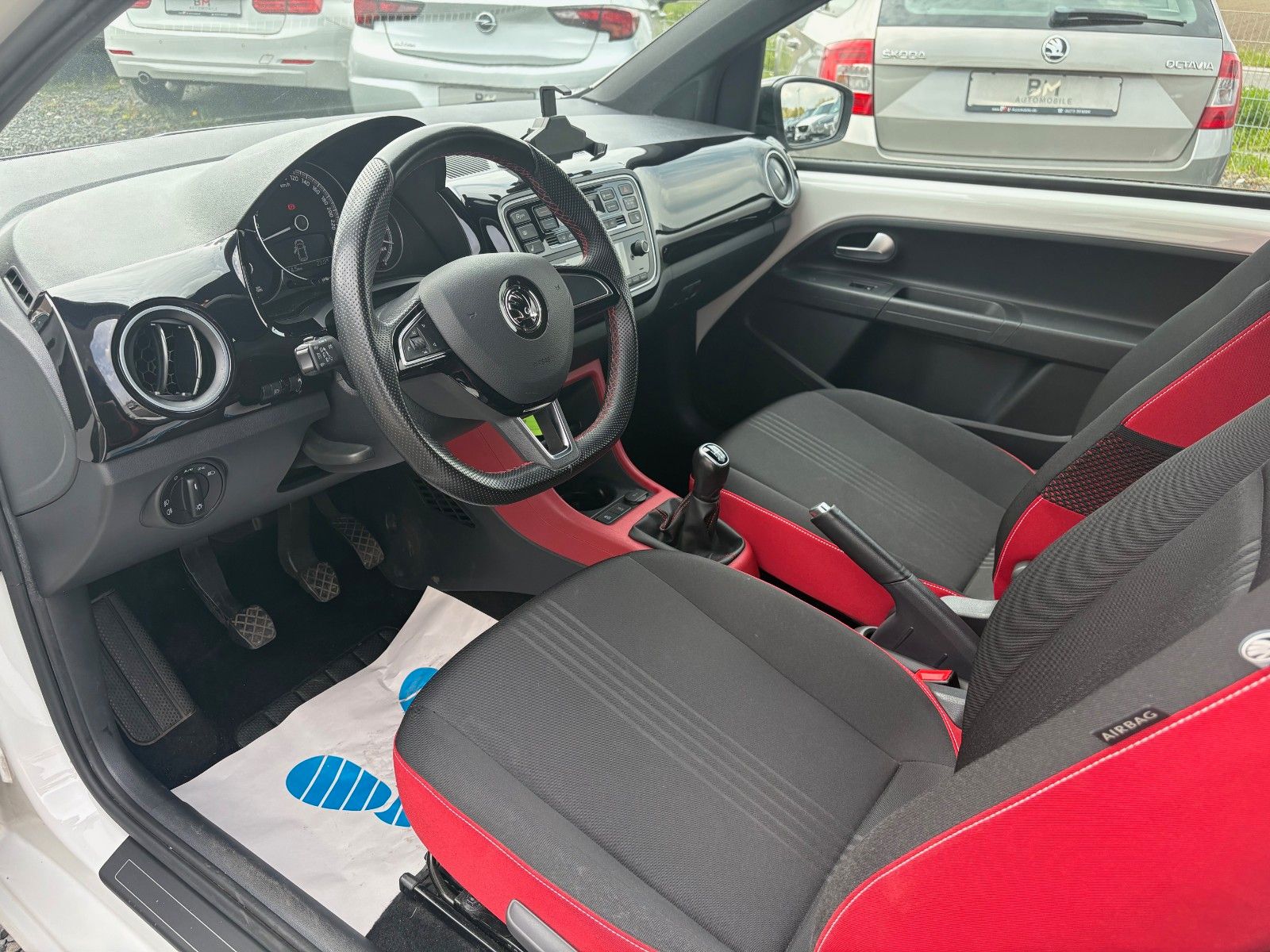 Fahrzeugabbildung SKODA Citigo 1.0 MPI Monte Carlo Tempo Klima 16" SPORT