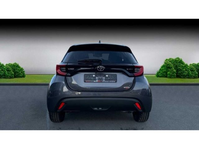 Fahrzeugabbildung Toyota Yaris 1.5 Hybrid Team Deutschland Comfort-Paket