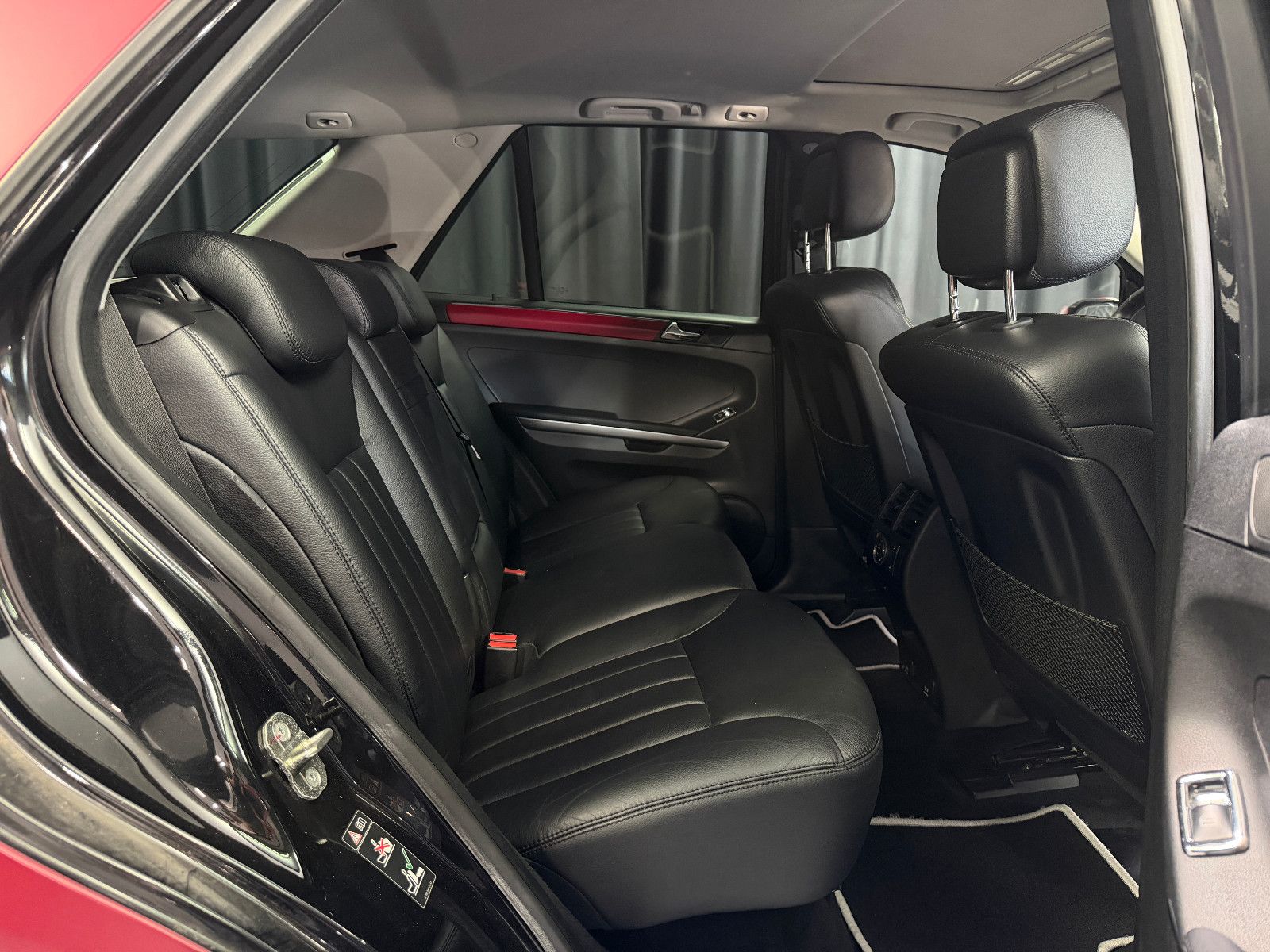 Fahrzeugabbildung Mercedes-Benz ML 500 4Matic 5.0 V8|H&K|PANO|NAVI|AHK