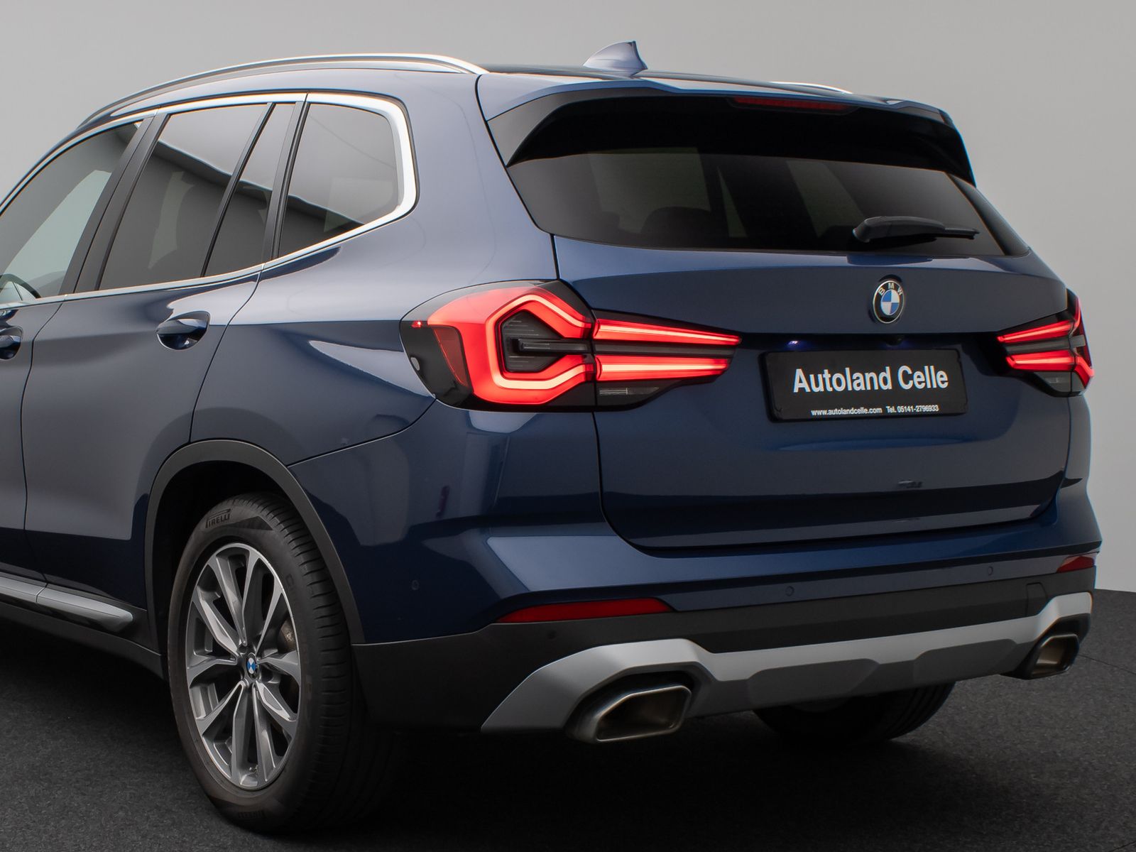 Fahrzeugabbildung BMW X3 xD30i Panorama Kamera DAB HiFi Sport 19Zoll