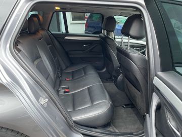 BMW 525 - 12